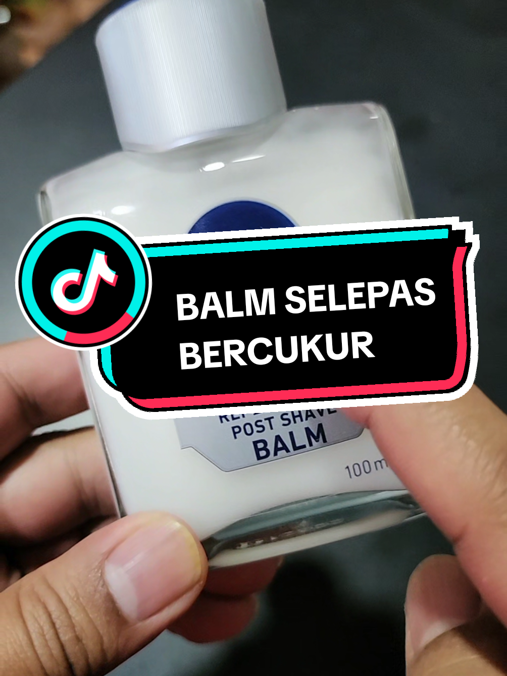 Balm selepas bercukur dari Nivea Men. Sangat best sebab membantu menghilangkan iritasi dan melembapkan kulit selepas bercukur. #niveamen #niveamenbalm #aftershave #aftershavebalm #aftershavemoisturizer #tiktokshop 