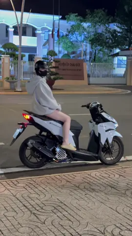 Áo siêu dày fom rộng #aokhoacnu #aokhoacnuxinh #aokhoac #xuhuong 