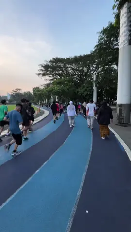 🏃‍♀️💨#fyp #gasibu #Running #gasiburunningtrack 