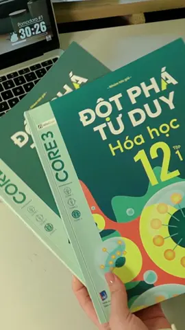 Cuốn sách có lý thuyết được cô đọng qua các dạng sơ đồ, inforgraphic, đầy đủ các mô phỏng thí nghiệm thì tội gì không pick ngay và luôn 2k8 ơiiii #winbook #study #LearnOnTikTok #book #onthi #tips 