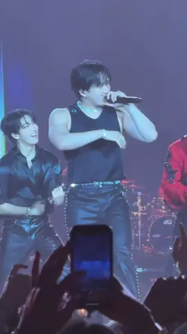 big boy 🥵 #dominATE #dominate_la #straykids #changbin @Stray Kids 
