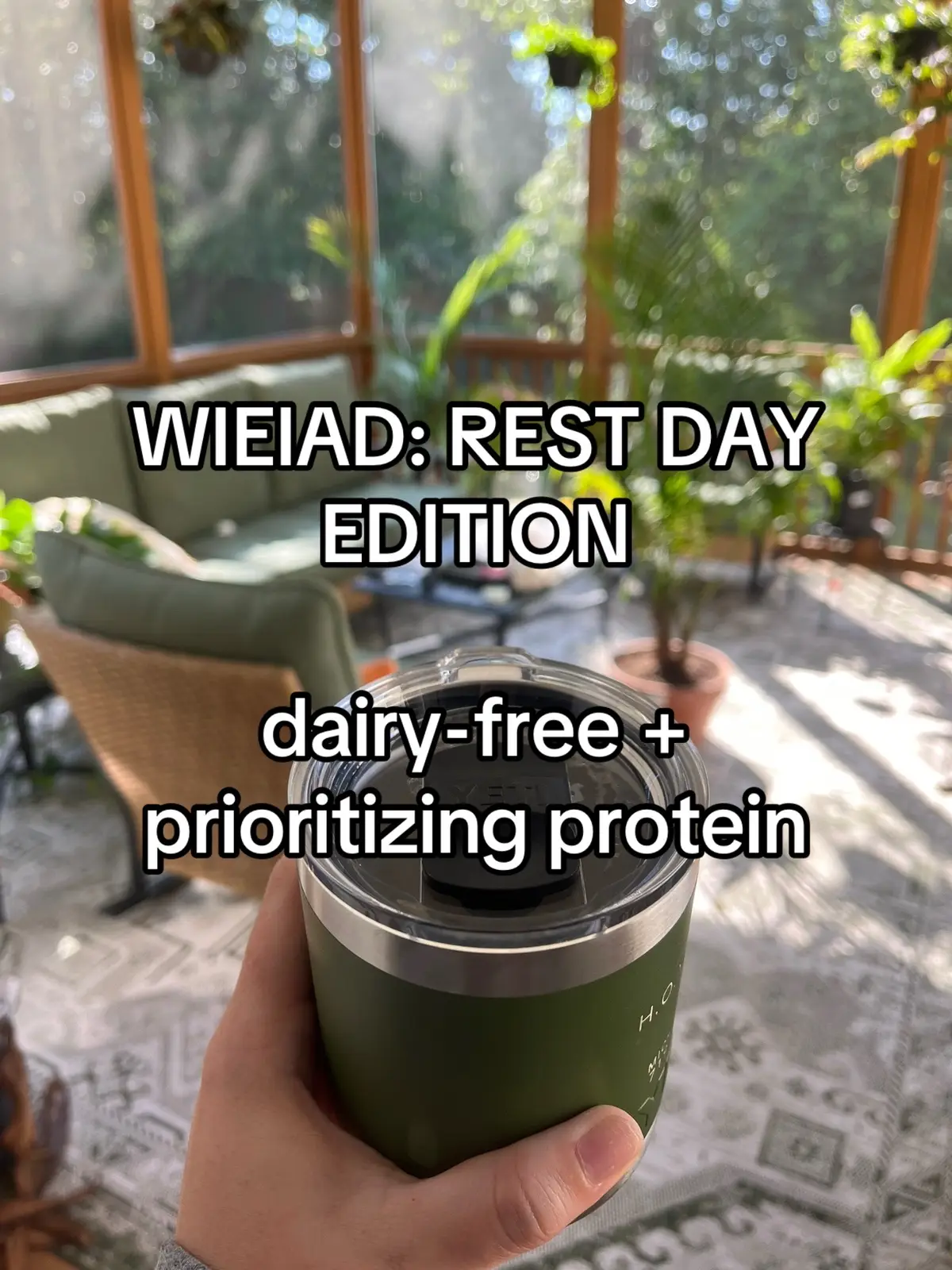can you tell I’m a creature of habit? #wieiadrealistic #restday #highproteinmeals #dairyfree #realisticwhatieatinaday #whatieatinadayrealistic @Catalina Crunch @Outshine Snacks 