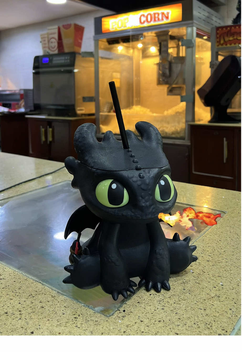 ¡El vaso coleccionable de Cómo Entrenar a Tu Dragón llega a @cinemark_ca este 12 de junio! 🐉🔥 Prepárate para la aventura y corre por el tuyo!! ¡No dejes que se te escape! 🛍️ ¡Está increíble y perfecto para fans de Chimuelo 