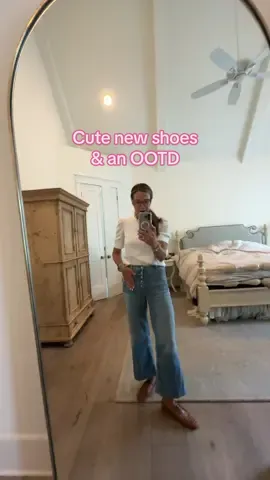 Cute new shoes and an OOTD #ootdinspo #fashionover40 #newshoes @Dolce Vita Footwear @Citizens of Humanity @walter baker @Anthropologie @Saks OFF 5TH 