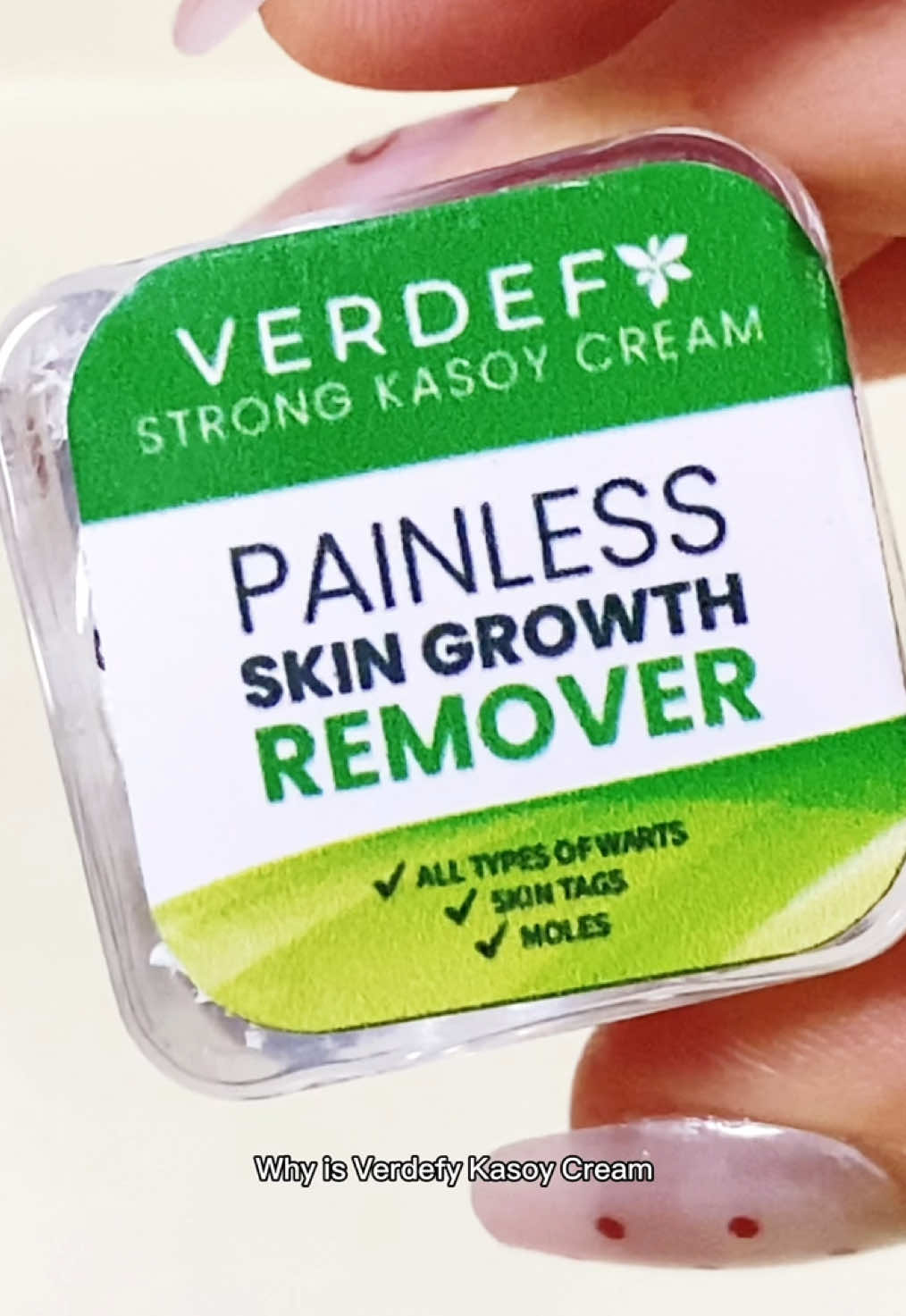 Small but SUPER powerful!💥  Verdefy Kasoy Cream is potent—apply ONLY on the skin growths you want gone!  Use a toothpick or cotton bud for precise application 🔬 #KasoyPower #Verdefy #Skincare #SkinGrowthRemover #KasoyCream #VerdefyKasoyCream #Verdefyph #SkinTags #Moles #Warts 