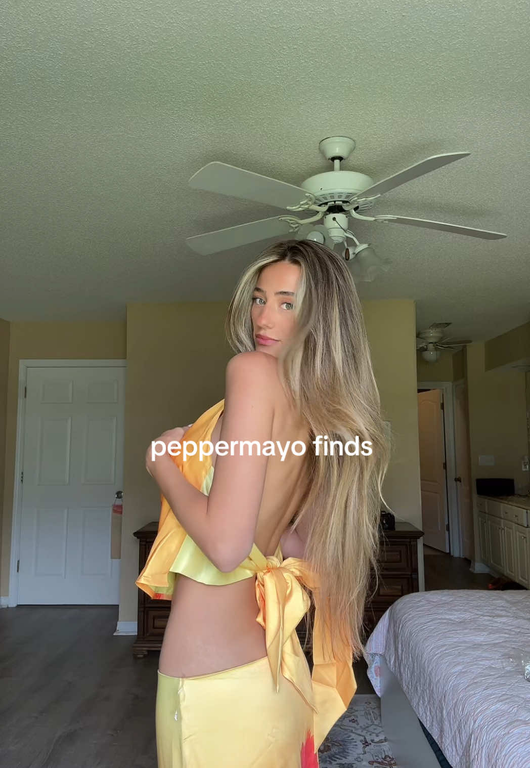 just moved so don’t mind the old house. it’s needing some work!!! #peppermayo #grwm @PEPPERMAYO #fyp