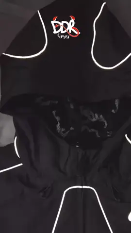 JAQUETA CORTEIZ x NIKE 🥷 Disponível em outras cores✅ Faça seu pedido na DM 📲 DDR COMPANY qualidade e exclusividade em um só lugar! #nike #techfleece #niketech #niketechfleece #drip #usdrip #moda #fashion #hellstar #corteiz #centralcee #synaworld