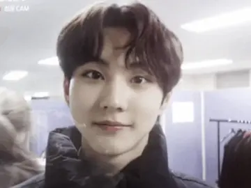 The type of face you put a picture in a locket my latino king jose.   #jungwon#jungwonedit#enhypen#enhypenedit#fypage#fypシ゚viral#enha#fypツ#enhypenjungwon 