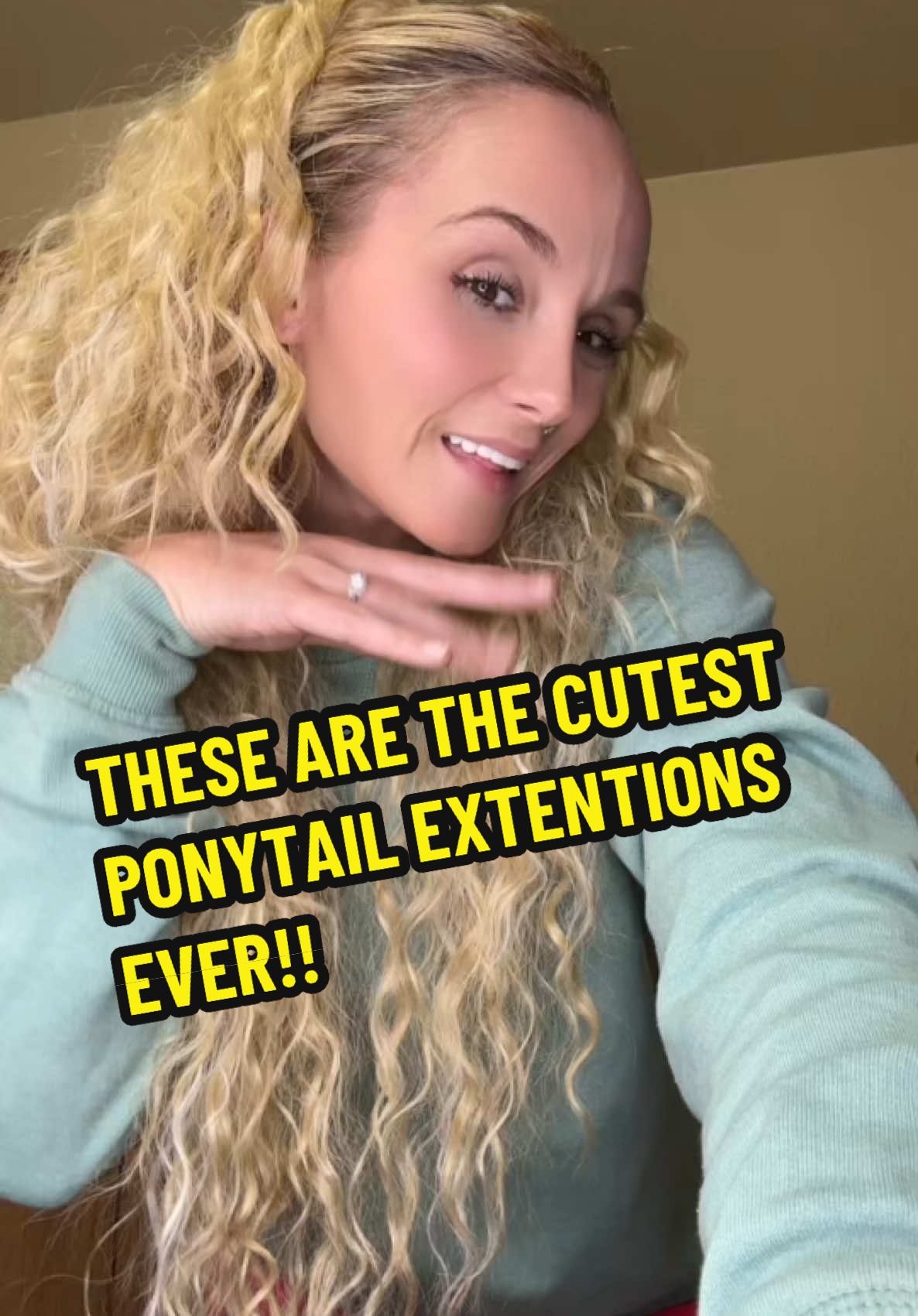 #hiusvoponytailextension #ponytailextensions #hairextensions #curlyhairextensions 