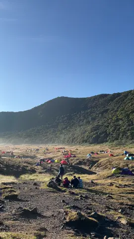 Surken 8 juni 2025 #gununggede2958mdpl #gedeviaputri #suryakencana #fyp 