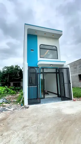 ✅ Bán 1 Căn  Nhà  Trung Tâm Thị Trấn  Vị Trí : Thị Trấn - Cần Giuộc  Diện tích: 4m x 19m  79 M THỔ cư  Hẻm thông cách ql50 chỉ 100m Thiết kế: 3 pn 2 wc  💵Giá:  2 Tỷ 3 - Thương lượng Lh 0901659772 xem nhà