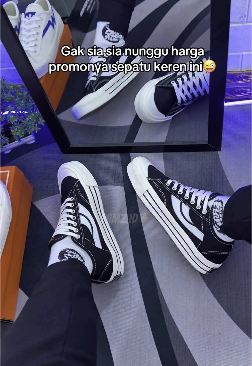 Kapan lagi woii 100rban dapet sepatu sekeren ini😜. #sepatu100ribuan #sepatumurah #sepatusneakers #sepatusekolah 