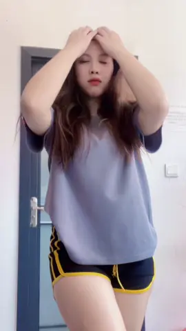 hand up 🙋‍♀️ yg udah pnya pacar ? 🤣😭