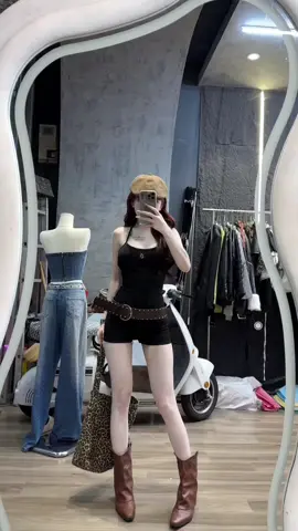 Con jum tui mặc trên live mí bà hỏi quá trừi đâyyy #lênxuhướng #xuhuong #mỗingàymộtoutfit #lêthithanhtuy #fybシ 