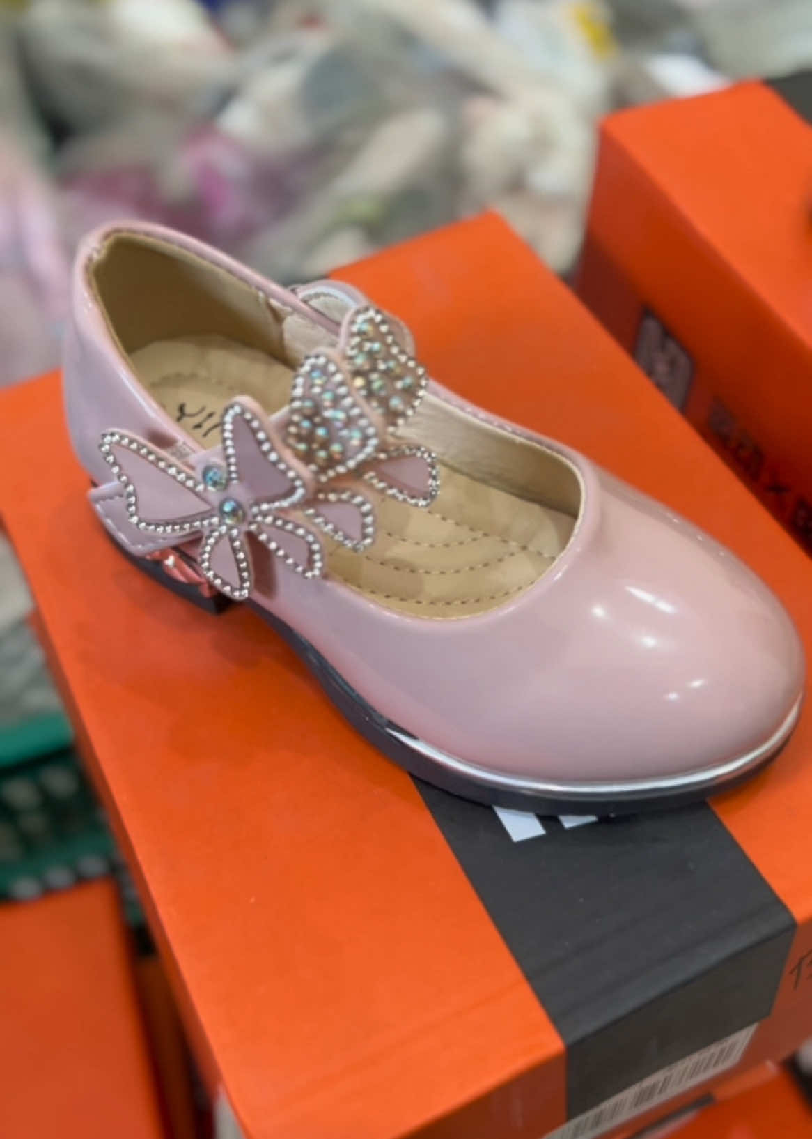 new our flat shoes kids collection 😍