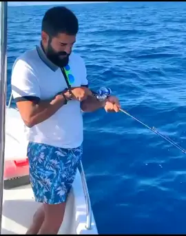 having some fun 😁  #trendingvideo #tiktokviral #turkishstar #foryoupage #turkishactors ##tiktok #turkey #1millionviews #burakozcivit 