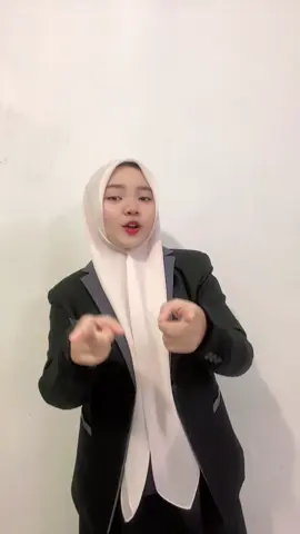 Musim wisuda jangan lupa jas blazer dari kita dijamin keren 👍😎 #fyp #tiktoknews  #viralvideos #outfitideas #jasblazerpria 