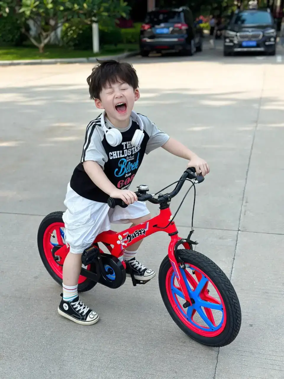 #ootdfashion #outfitanak #kidsoftiktok #douyinboy #douyin抖音 #fypage #fujianchina #木位之 #hakimi  #韧気书