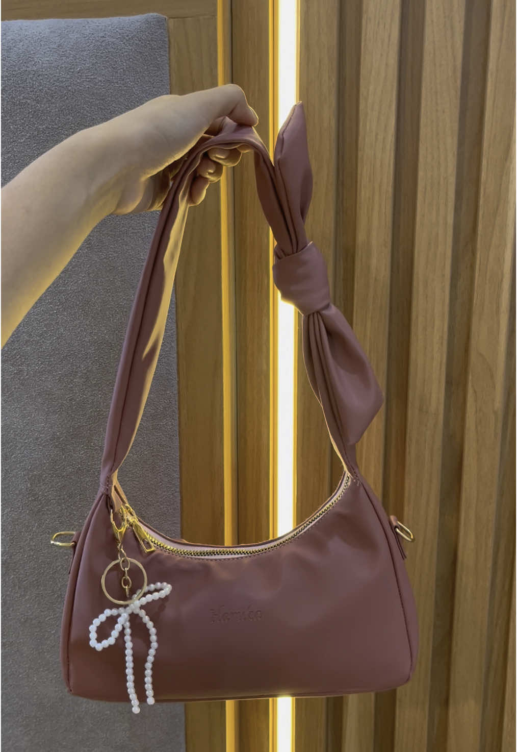 Moci divariasi warna salem cakep poll best🥰😍 #taswanita #taselegant #belilokal #promotiktok #tasharuka #fypp #tasterbaru #taspremium #guncang66 #fyppppppppppppppppppppppp 