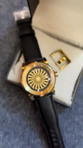 Blade 12k Gold 98.3% មួយទឹក  ⚙️ធានា1ខែពេញ តម្លៃ 179$  🔻មានកន្លះ សុីន ខ្សែថ្មីរេីសម៉ូតបាន  Free box & Sreen  ទទួលទិញចូលវ៉ៃដូរបញ្ចំា fb:Nith SaYa  #តម្លៃក្រោមទីផ្សារ😍 #zinvowatch #watch #starp 