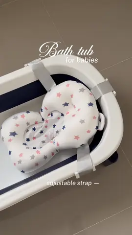 deserve ng baby mo ng comfortable bath with this baby bath tub 👶🍼🧑‍🍼 #babybathtub #bathtub #foldablebabybattub #babybath #foldablebathtub #fyp #babyessentials 
