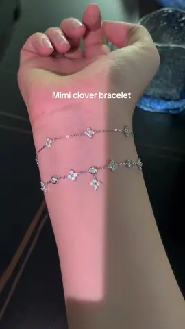 Mimi clover bracelet ☘️#bracelet #coquette #silver #jewelry #arsthetic #vancleef #summerjewelry #tiktokshop #fyp 