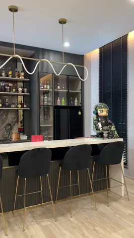สวย เท่ หรู 🏠🥂✨ #luxindesign #ตกแต่งบ้าน #ออกแบบภายใน #บิ้วอิน #interiordesign #ออกแบบภายใน #บ้านสวย #บาร์ #หรู 