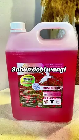 Wangi sgt sabun ni tau..bila basuh baju semerbak bau wangi dia tu..xpyh pakai pelmbut & pewangi dah bila pakai sabun ni..xkan rosakan warna baju..sesuai untuk basuh baju baby jgk tau..bahan yg digunakan pon selamat☺️#sabundobiimba #sabunimbawangi #foryou #viraltiktok #video 