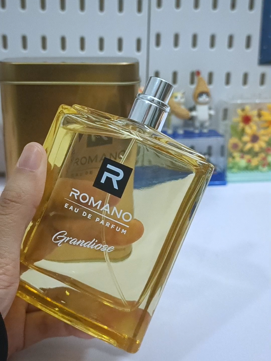 tak menyesal beli hadiah ni untuk husband sebab wangi sangat 💛 fyi, I'm not fan of perfume lelaki, tapi perfume romano ni wangi , manis ² gitu... #hadiahlelaki #hadiahsuami #presentforhusband #giftforhim #perfumelelaki #romano 