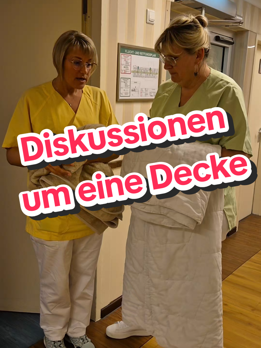 #diskussion #decke #arbeit #bettbeziehen #bett #kollegen #pflege #pflegeheim #pflegehumor #pflegekräfte #pflegemitherz #betreuung #betreuungmitherz #spaßbeiderarbeit #spassmusssein #liebezumberuf #fypviraltiktok🖤シ゚☆♡ #fyp #fypシ゚viral #fy #fyy #fyyy #foryou #foryoupage #havefunn #welovetiktok #ilovetiktok #tiktokteam #teampflege #curata 