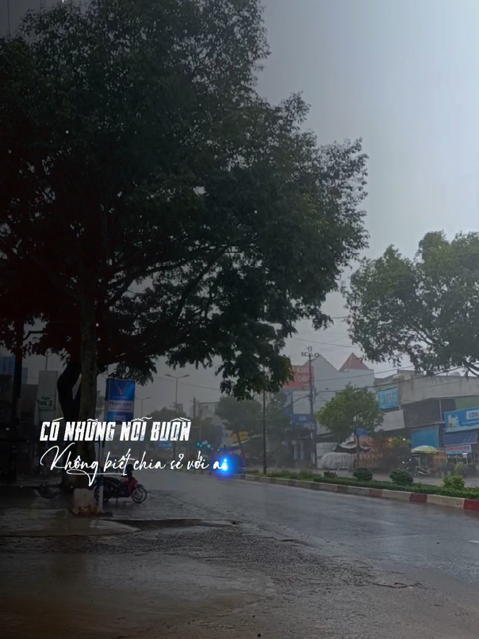Có những lúc tôi buồn không biết tâm sự cùng ai #tramcamxucso4 #nhactamtrang #nhachaymoingay 