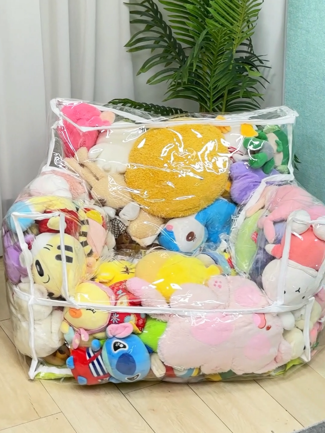 It can also be used as a sofa after being filled with toys~With a large capacity, it is dust-proof and moisture-proof, making the home instantly tidy!🥰#stuffedanimals  #stuffies  #stuffed  #clearchair  #stuffedanimalbeanbag  #beanbag  #kidschair  #plastic  #gift  #kidsbedroom  #giftsforkids  #freeshipping  #stuffedanimalstorage  #storage  #organization  #organizer  #bedroomorganization  #momsotiktok 