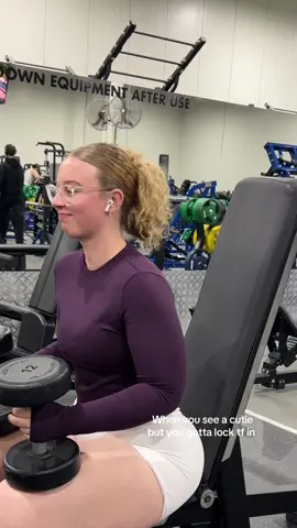 Too many gym crushes at this point  #gymgirl #gymcrush #glutesworkout 