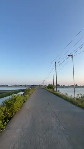 Di mana hayo?#tirtajaya #karawang #sunset #viral #letsgokarawang #pantaisarakan 