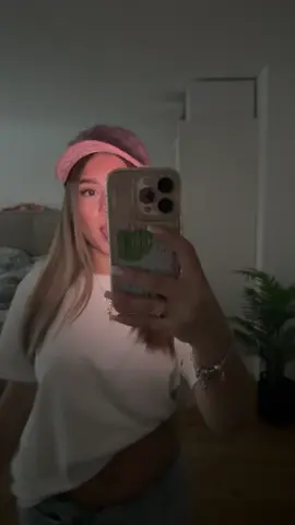 Entwurf😄 bin im Urlaub Leutissss später kommen noch tiktoks 