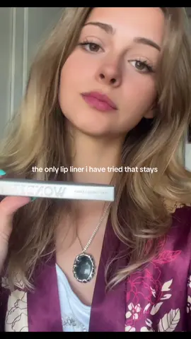 shade “saddle” ! 🩷 i have tried so many lip liners that just come off straight away but it doesn’t budge 