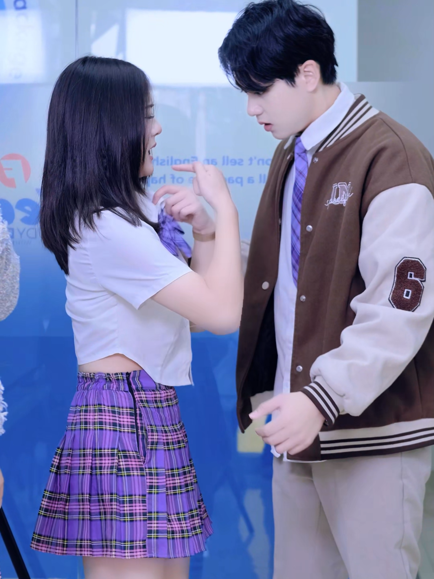 One Roach, One Spin… One Love Confession!😳💘#linhchihihi #schoolcrush #messyclassroom #schooldrama