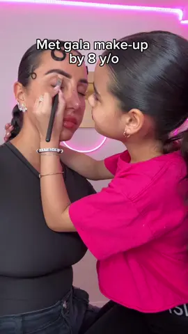 Met gala make-up by 8 y/o 😍yes or not? #makeup #tutorial #makeuptutorial #makeupinspiration 