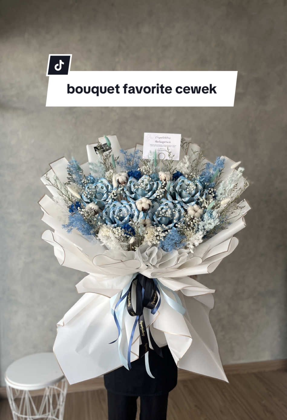 pov dikasih obat sedih, stress & capek yang paling ampuh👀💸 #moneybouquetviral #moneybouquet #buketuang #bouquetuangdenpasar #floristbali #driedflowerbali #buketuangbali #obatampuh 