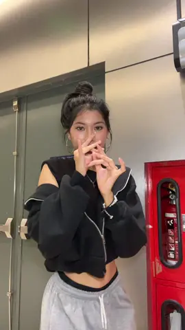 kta gwah ini dc sibuk bgt