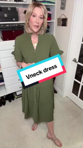 This dress provides great arm coverage and lots of movement. Grab this dress for your summer wardrobe. #dresses #womensfashion #dressup #dresstok #casualdress #summerdress #maxidress 
