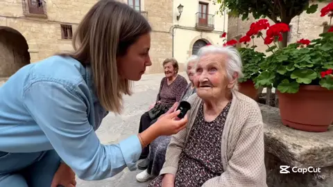“Compilación de VIDEOS IA VIRAL 2025 🔥 | ¡Te Va a Sorprender!”  #ia #inteligenciaartificial #noticiero #inteligencia #viral 