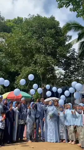 Ini lah perkerjaanku Converty momnet wedding kiss💃