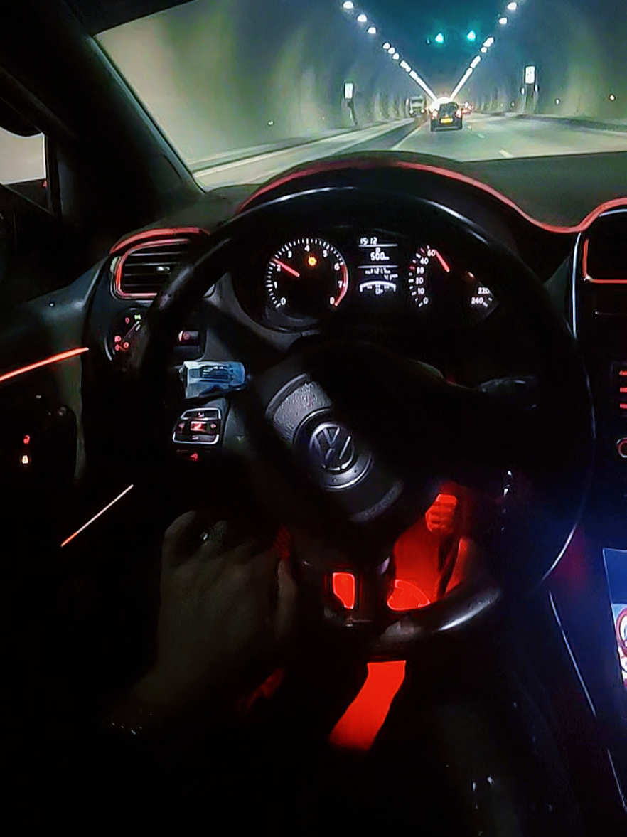 #volkswagen #the_white_wolf🤍🐺 #اكسبلور_تيك_توك🌹🎶🎵 #dzpwer💪 #skikda21😎☀️🌍🌞🏊 