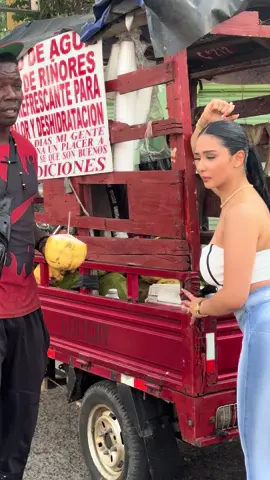 ¿Que le pasa al coquero? 🤣🤣