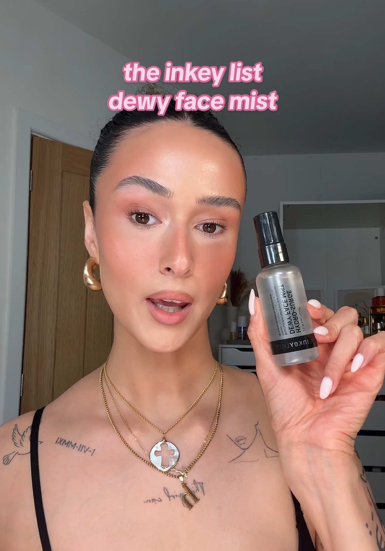 @The INKEY List this is a massive WIN for me !! Obsessed! I love using this without makeup or to refresh when my skin is feeling a lil tired or dry! 💦✨ #dewyskin #skincare #skin #beauty #makeup #theinkeylist #skincaretips #dryskin (purchased myself, not an ad, no obligation to post)