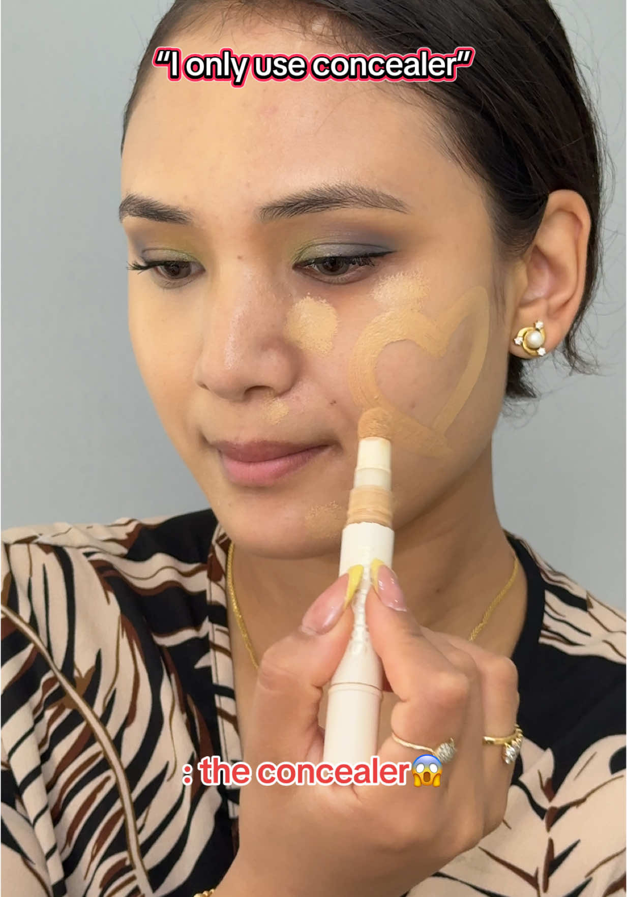 This concealer conceals everything 😳 #lacosmeticsnepal #sheglam #sheglamnepal #softglam @SHEGLAM #lacosmeticsnepal🥰 #musthaves #sheglammusthaves #everydaymakeuplook #fyp #creatorsearchinsights #makeuptutorial #conceal #concealerhack #coverage 