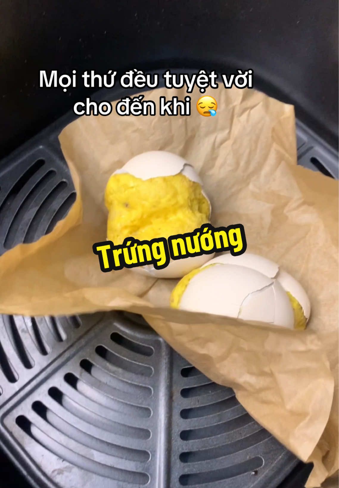 T cần lắm nhiệt độ để nướng trứng k bị vỡ mấy b ơi 😢😢😢 dừng ở bước hấp là ngon rồi 😣😣😣 ai làm trứng nướng nckd chưa ạ 