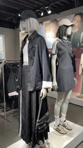 Had to go to Adidas stores in Guangzhou to find China’s limited release pieces😻.   #adidas #adidaschina #lifeinchina #fitcheckvideo #shanghai #guangzhou 