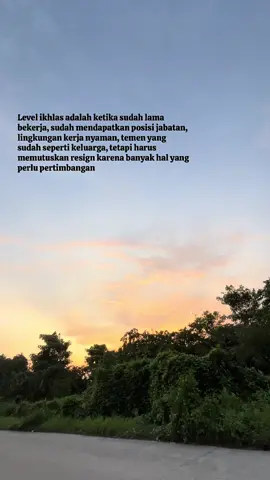 Hidup adalah pilihan. Setelah banyak pertimbangan, akhirnya memutuskan resign dengan segala konsekuensi yang harus diterima..